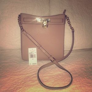 Michael Kors Messenger